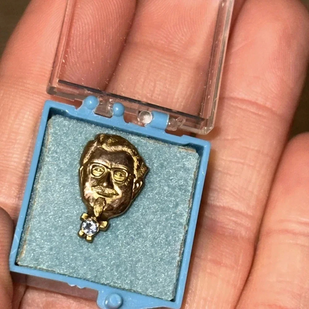 Kentucky Fried Chicken Restaurants KFC Owner’s Service Award Franchise Gold Pin
